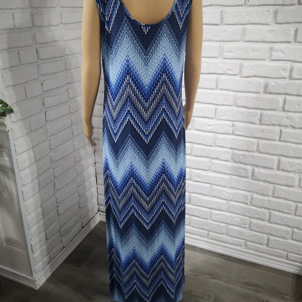 Mario Serrani Italy Ladies Size Medium Blue & White Maxi Dress - Picture 2 of 7